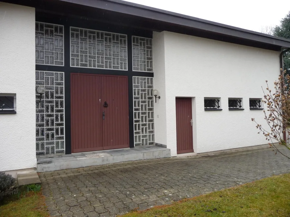 Family Villa with large garden ? Founex