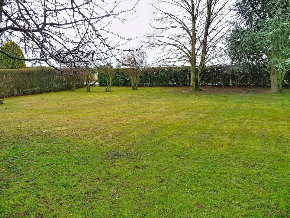 Family Villa with large garden ? Founex