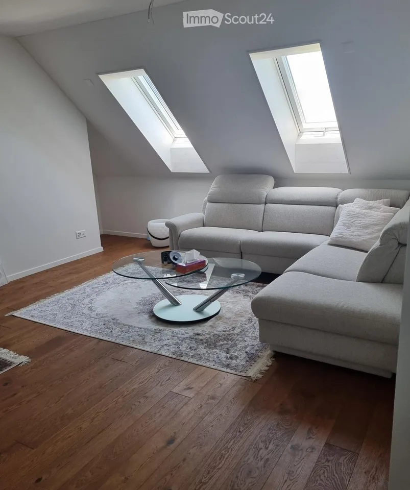 Appartement de luxe 2.5 pièces en mansarde à Obfelden – Nouveau bâtiment avec une vue magnifique – photo 7 sur 8