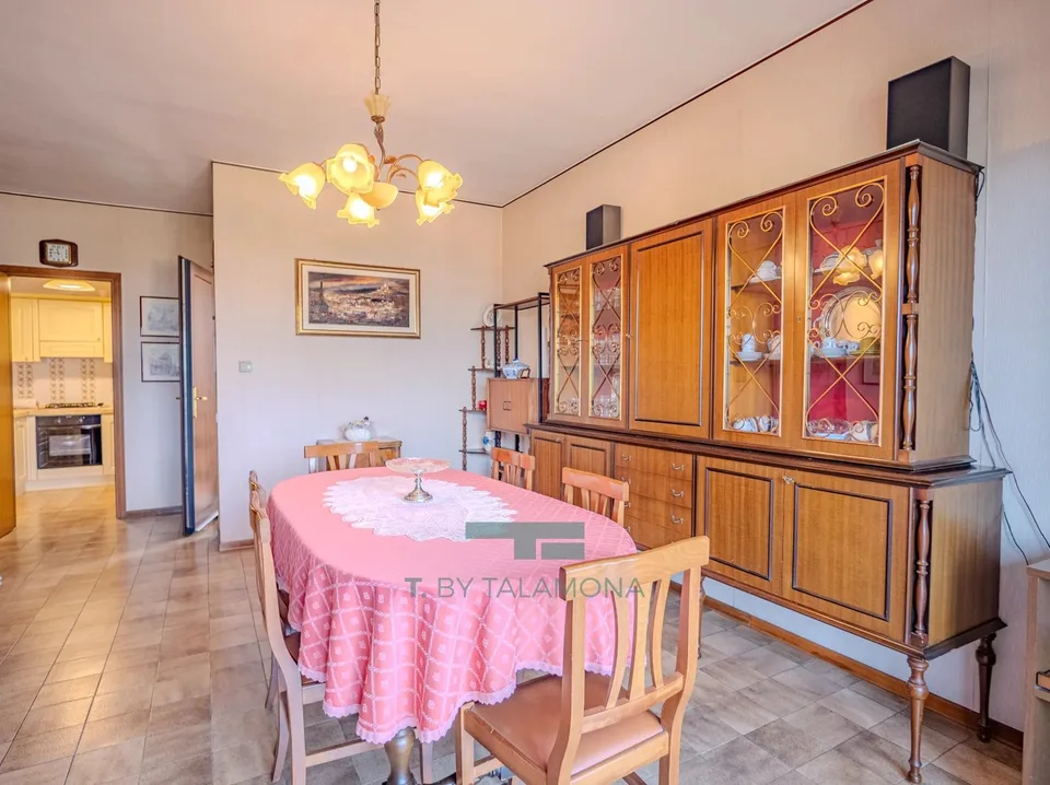 Panoramawohnung in einem Vierfamilienhaus ? Porto Valtravaglia, Ortsteil Musadino – Foto 9 von 13