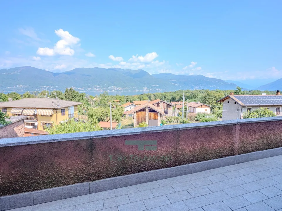 Panoramawohnung in einem Vierfamilienhaus ? Porto Valtravaglia, Ortsteil Musadino – Foto 7 von 13