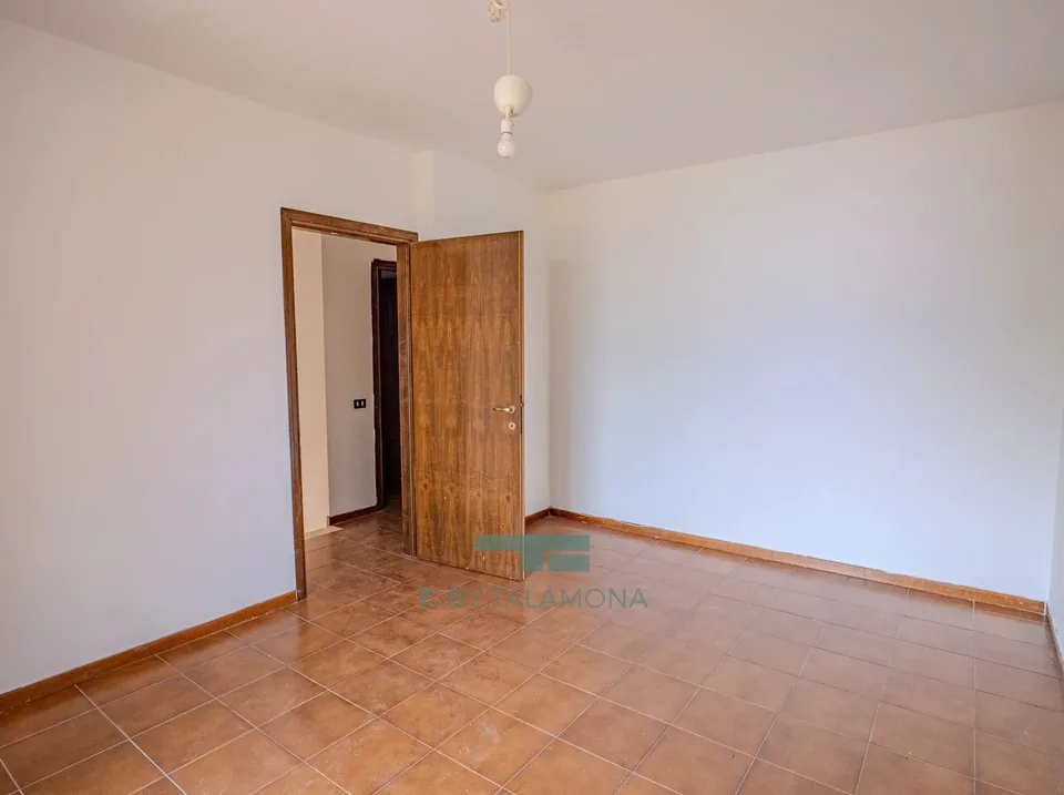 Appartamento di tre camere con vista panoramica sul Lago Maggiore a Cerro di Laveno Mombello – foto 8 di 13