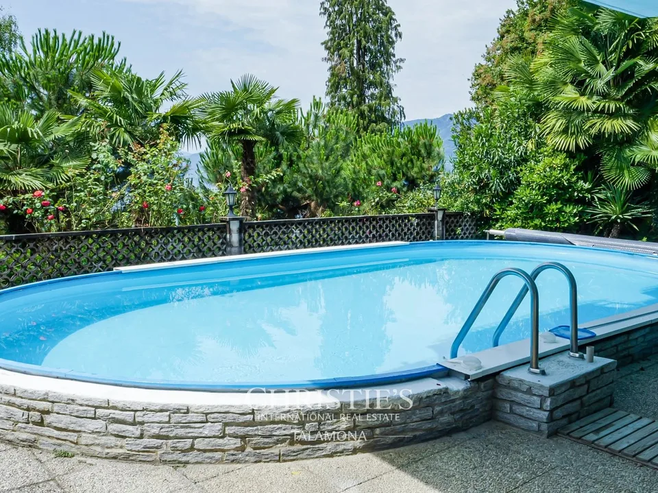 Appartement mit Seeblick und Pool in Dumenza – Foto 6 von 13