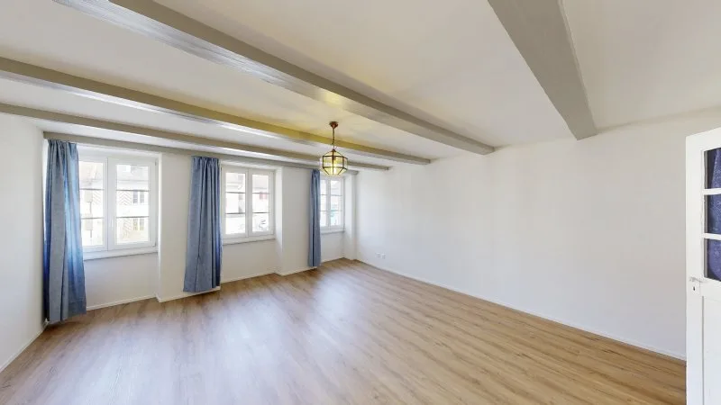 02526 - 5-Room Apartment - Place du Temple 13 - Cortaillod