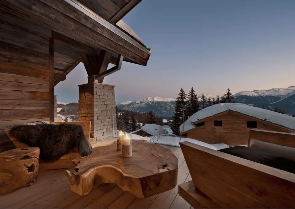 Chalet d'exception de 1 788 m2 à Crans-Montana – photo 2 sur 13