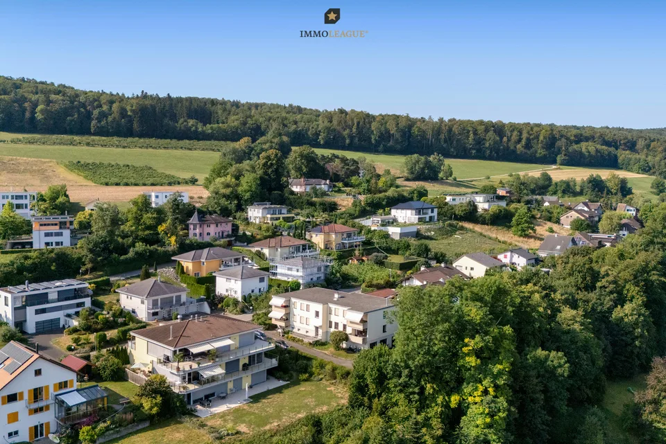 Potenzial mit Seesicht & Seenähe, viel Raumangebot in ruhiger Lage. – photo 4 sur 7