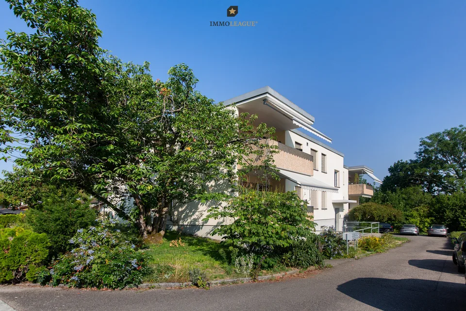 Potenzial mit Seesicht & Seenähe, viel Raumangebot in ruhiger Lage. – photo 3 sur 7