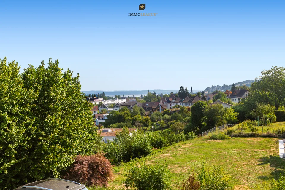 Potenzial mit Seesicht & Seenähe, viel Raumangebot in ruhiger Lage. – photo 2 sur 7