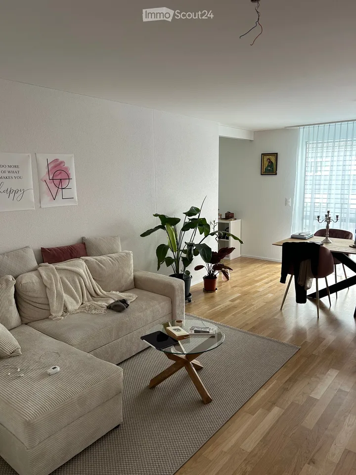 Moderne 2.5 Zi-Whg in Zürich – Foto 2 von 3