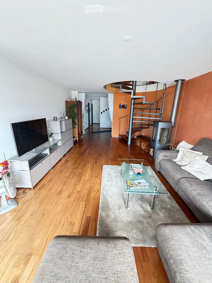APPARTAMENTO DI 6 ½ LOCALI DUPLEX/MAISONETTE - 6 ½ ZIMMER–DUPLEX-/MAISONETTE-WOHNUNG