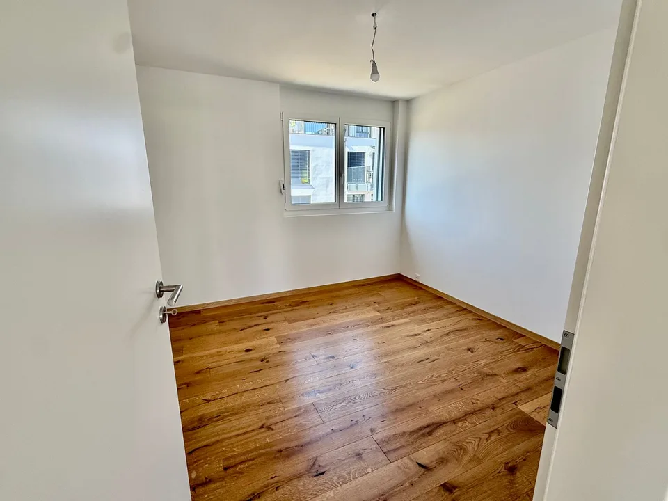 Magnifique appartement en attique de 4.5 pièces à Attalens – Vue panoramique et cadre calme – photo 5 sur 10