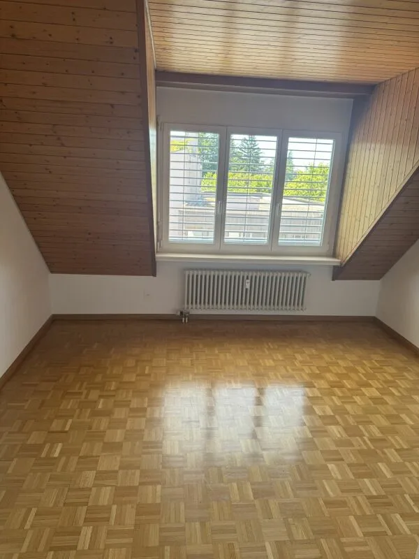 Appartement mansardé de 3,5 pièces confortable