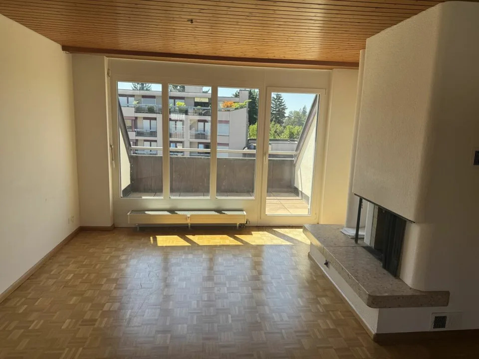 Appartement mansardé de 3,5 pièces confortable