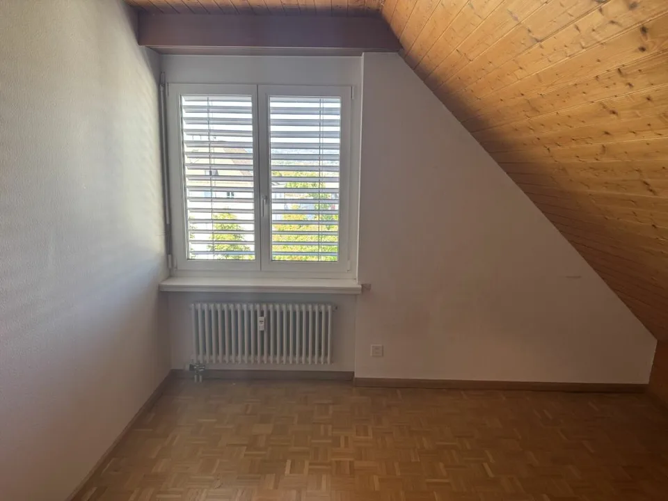 Appartement mansardé de 3,5 pièces confortable