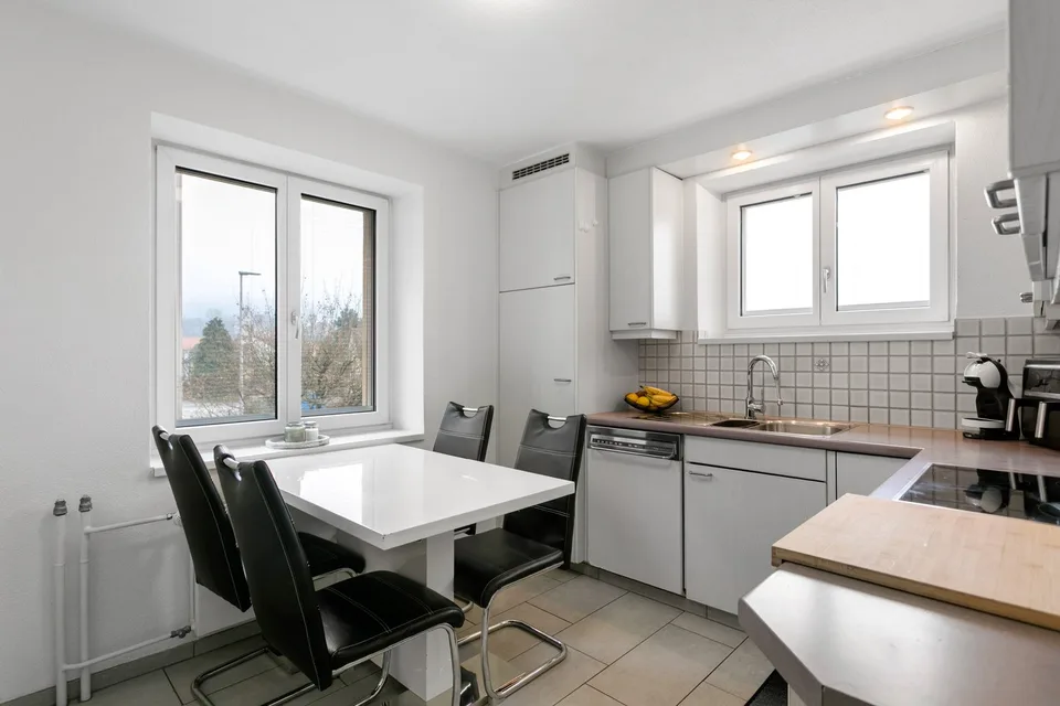 Esclusiva casa multifamiliare con 3 appartamenti in una posizione tranquilla a Bischofszell – foto 12 di 19