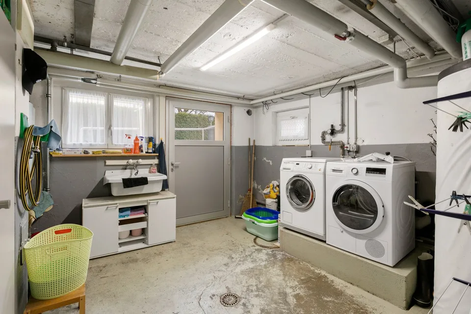 Esclusiva casa multifamiliare con 3 appartamenti in una posizione tranquilla a Bischofszell – foto 18 di 19