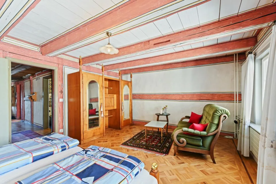 Mietkauf: Zeitlose Eleganz mit Weitblick - stilvolle Maisonette-Dachwohnung im Herzen von Wil SG – Foto 13 von 30