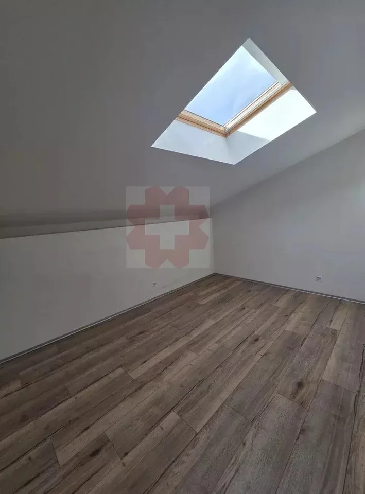 Attique duplex 4.5 pièces centre Leytron