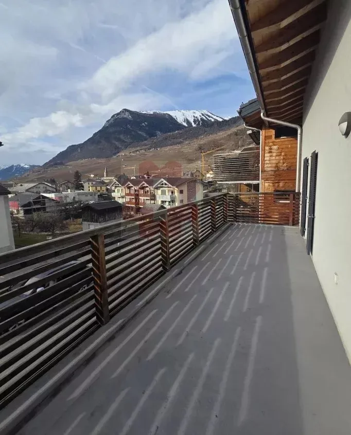 Attique duplex 4.5 pièces centre Leytron
