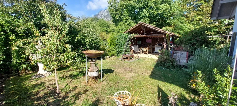 Charmantes 5.5-Zimmer-Haus mit schönem Garten in Niederwil bei Riedholz