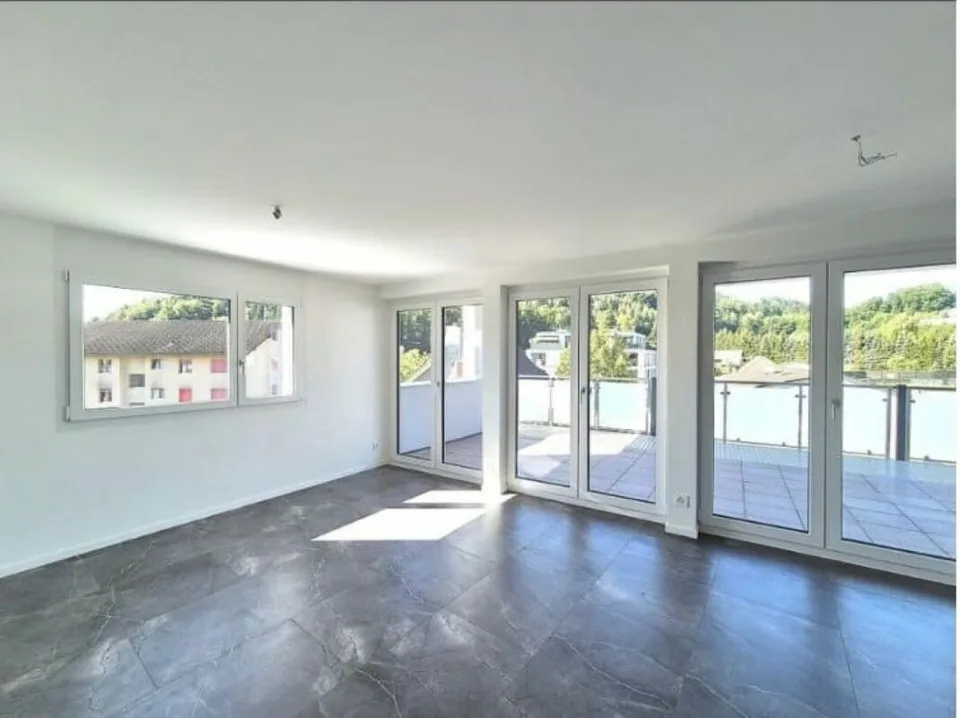 Neubau-Mehrfamilienhaus mit 4 Wohnungen und Einstellhalle - Stockweg 6, Studen BE – Foto 2 von 10