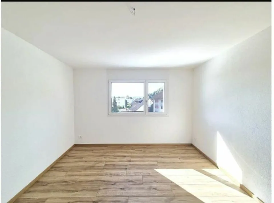 Neubau-Mehrfamilienhaus mit 4 Wohnungen und Einstellhalle - Stockweg 6, Studen BE – Foto 6 von 10