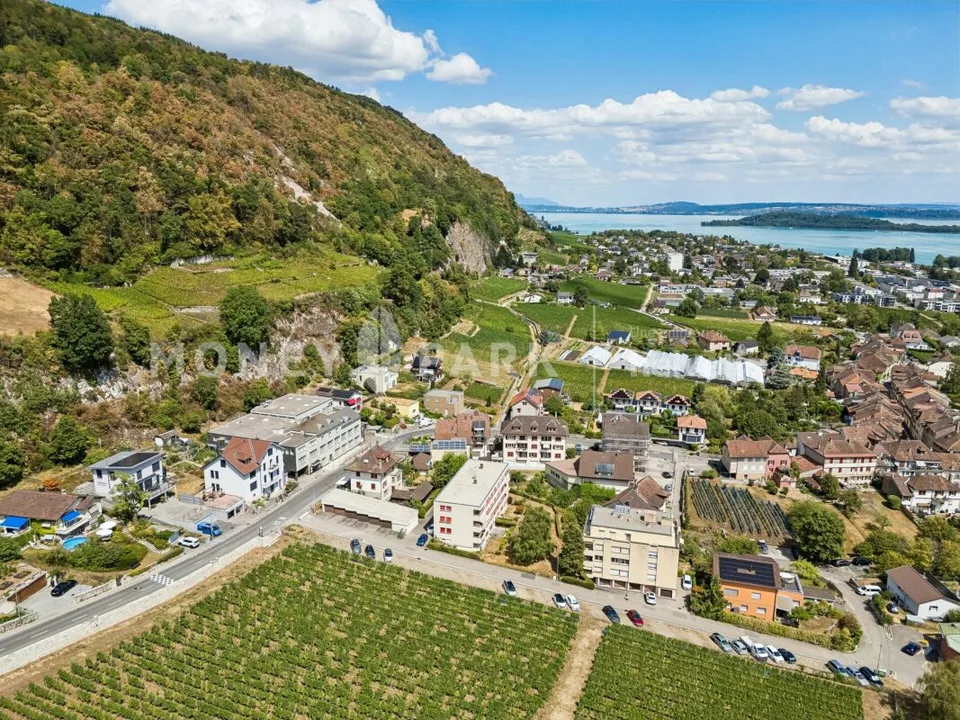 Wohnung mit 4.5 Zimmern, Balkon und Seeblick – Foto 11 von 11
