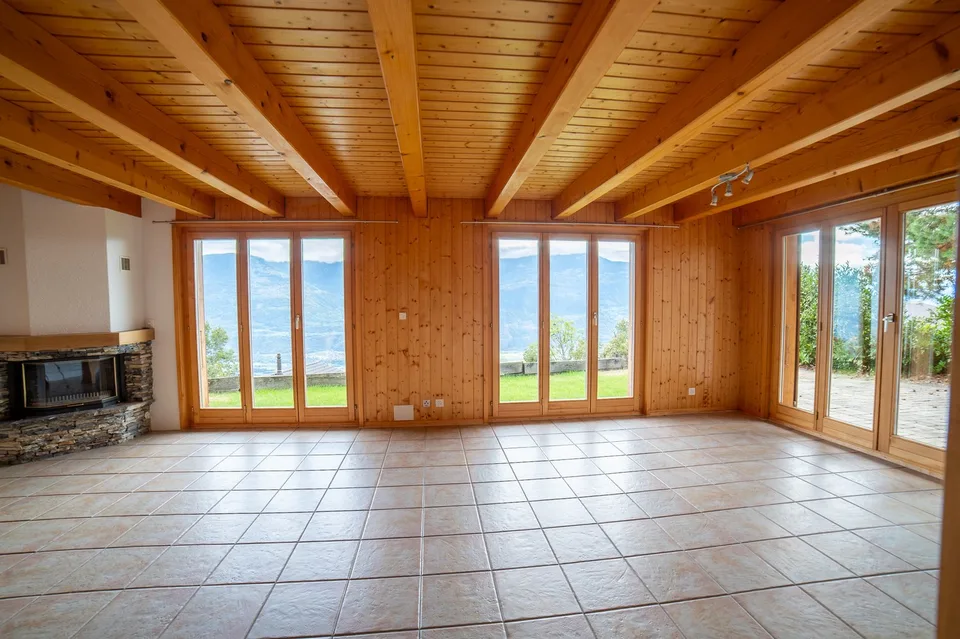 3.5 Zimmer Chalet in Erde – Foto 2 von 26
