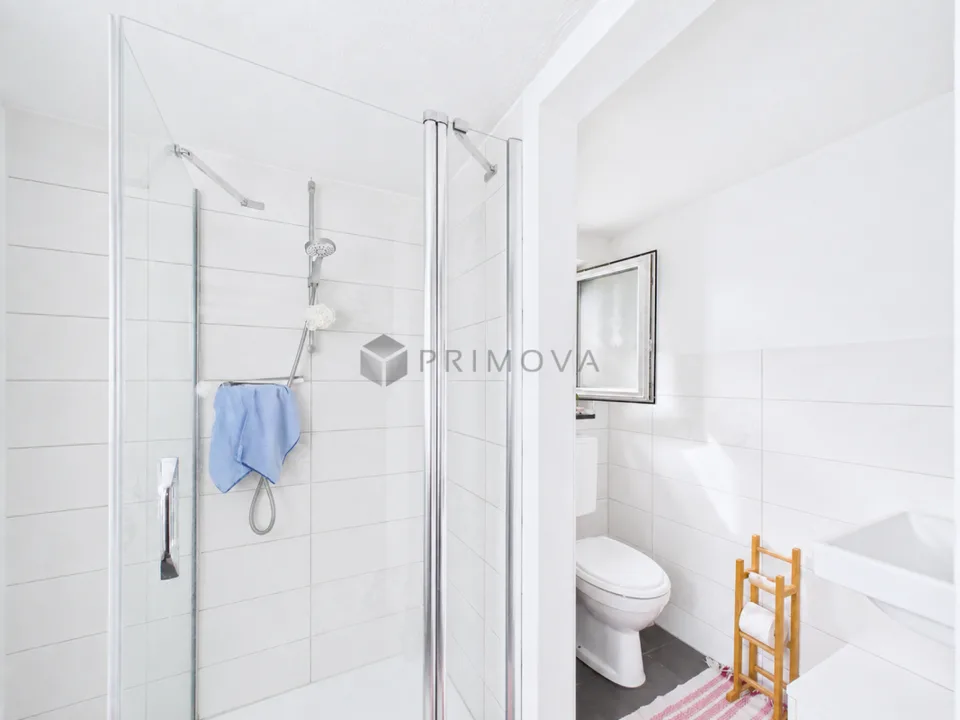 Casa bifamiliare modernizzata con riserva di terreno – foto 16 di 18