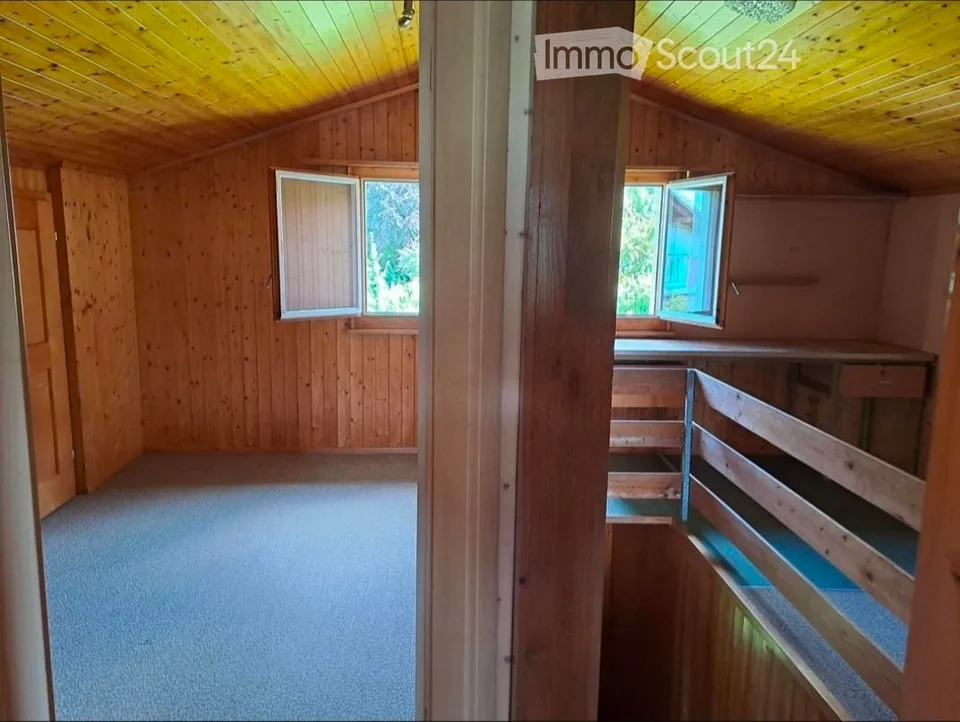 Compagno di stanza cercato: 3 stanze vuote in grande casa condivisa