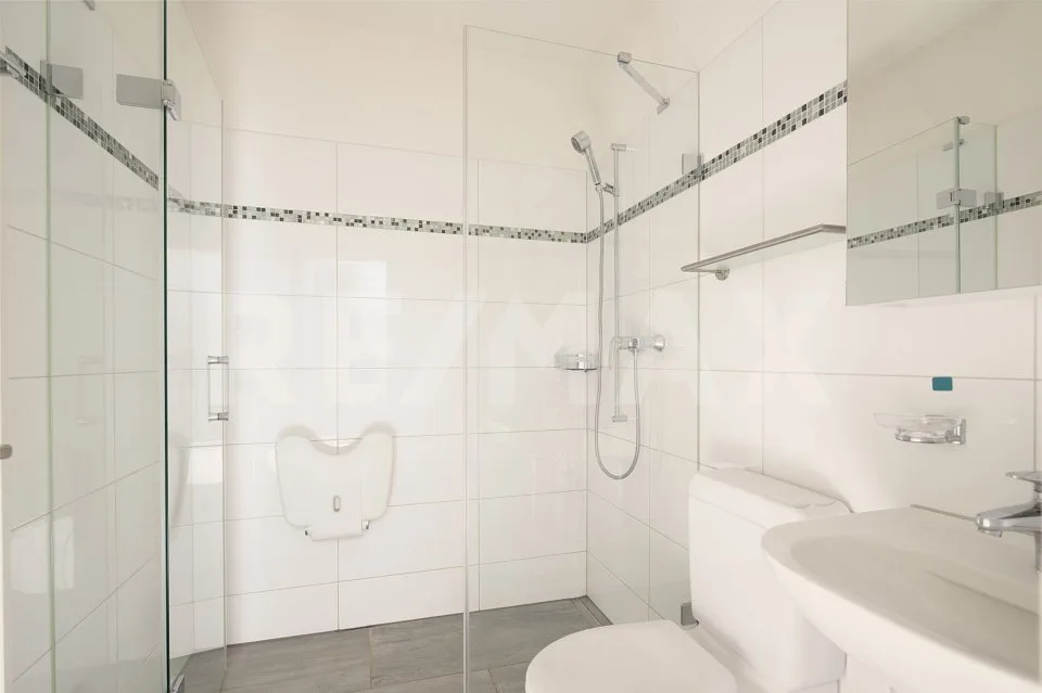 Exklusive Terrassenwohnung mit Panorama-Aussenbereich und höchstem ... – Foto 7 von 13