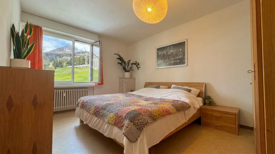Appartamento di 3 camere vicino al lago con piscina coperta – foto 5 di 15