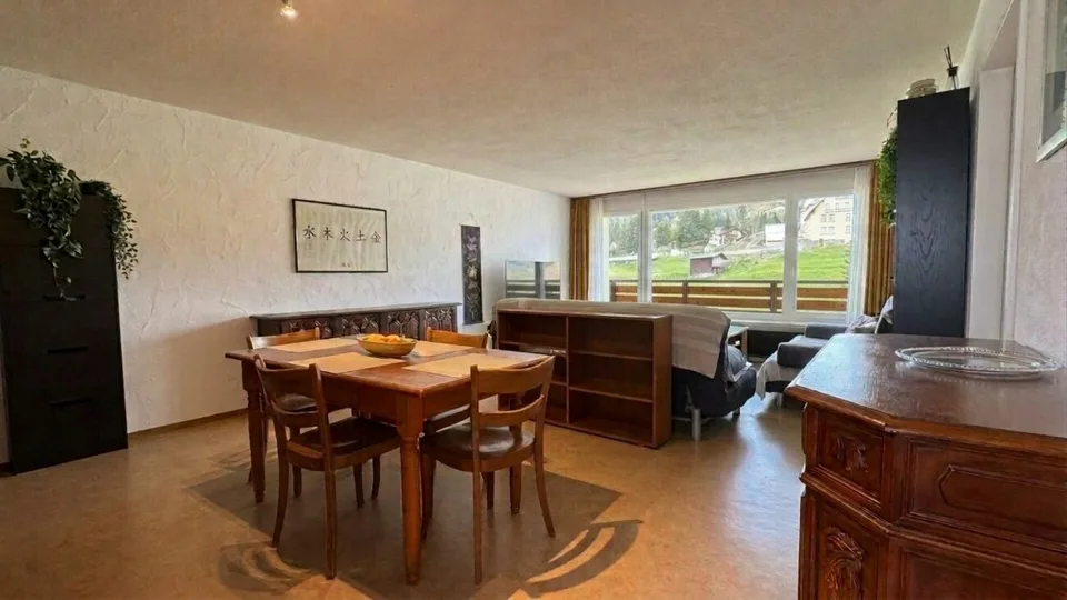 Appartamento di 3 camere vicino al lago con piscina coperta – foto 3 di 15