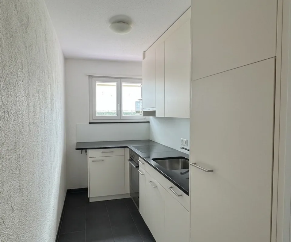 Appartamento di 3 camere vicino al lago con piscina coperta – foto 4 di 15