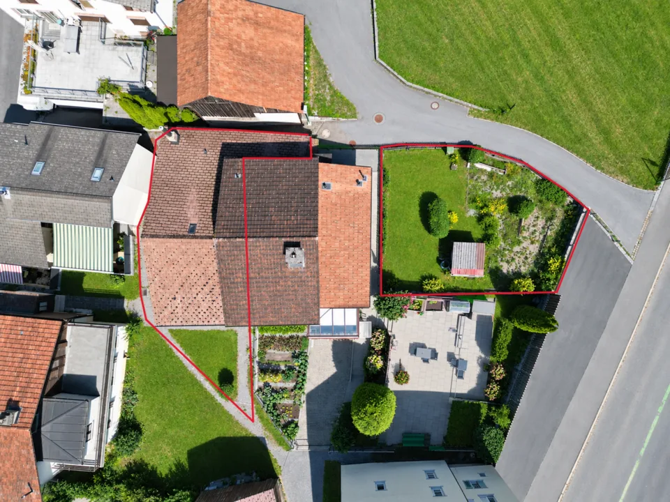 Charmanter Hausteil mit grosszügigem Garten an sonniger und zentraler Lage in Mollis – Foto 4 von 14