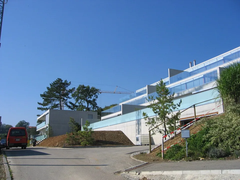Modern Terraced House in Biberstein – Light-Flooded with Magnificent Views – photo 3 of 3