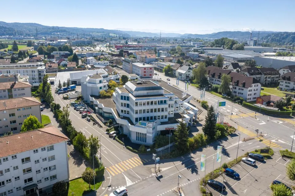 Parkplätze zu vermieten in Oftringen - Top Lage beim EO Center – Foto 4 von 4