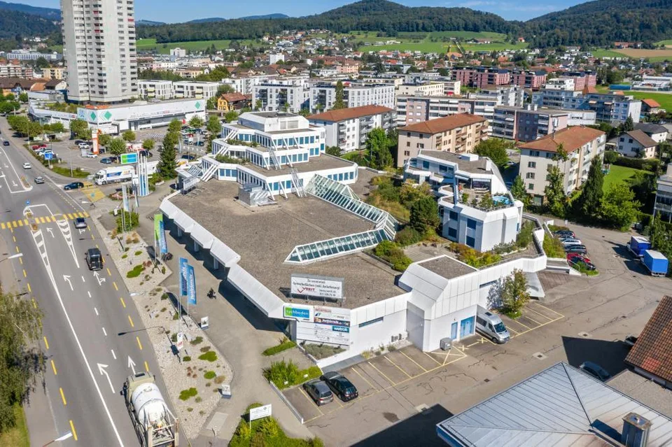 Parkplätze zu vermieten in Oftringen - Top Lage beim EO Center – Foto 3 von 4