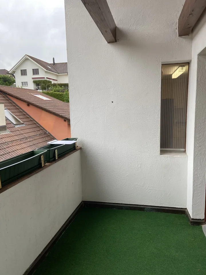 Appartamento mansardato elegante con balcone e grande galleria!