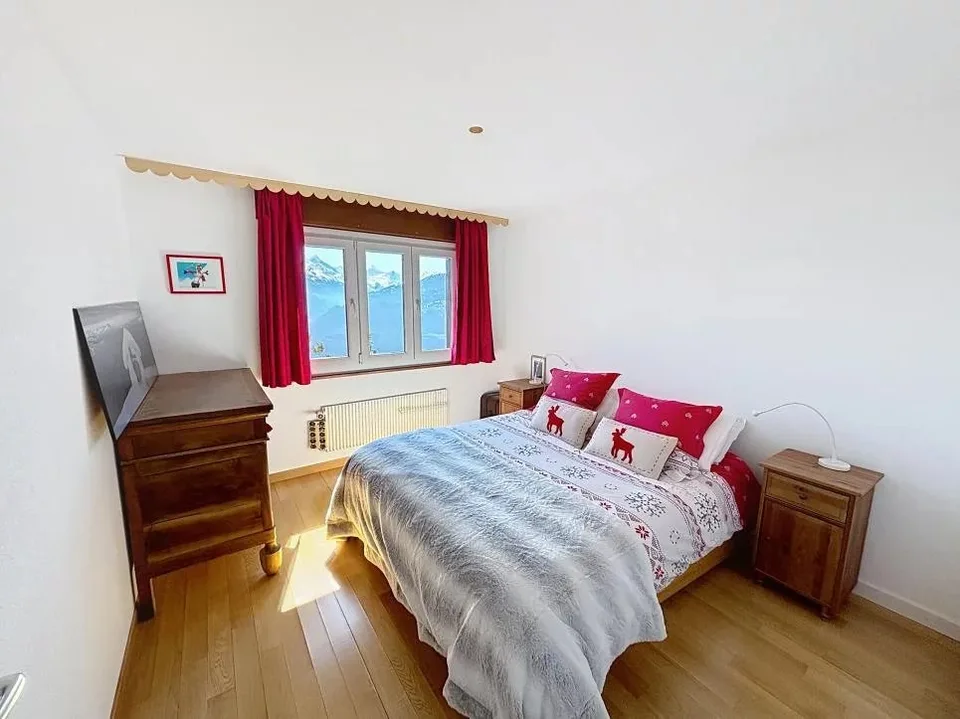Exklusivität - Schönes 3.5-Zimmer-Apartment mit atemberaubendem Blick – Foto 5 von 5