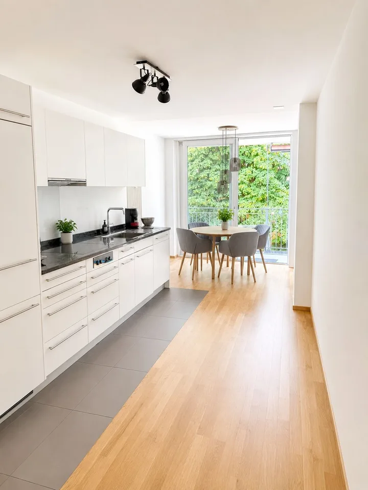 Helle 2.5-Zimmer Wohnung mit Aussicht in Riehen Mobiliert – Foto 2 von 5