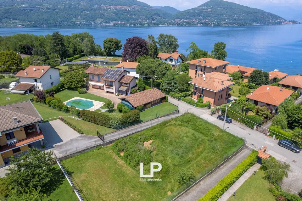 Moderne Villa mit Neubau und Seeblick in Ranco – Foto 12 von 13