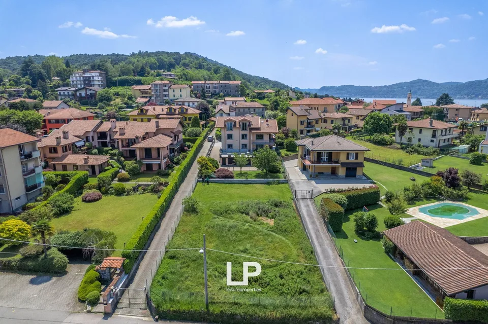 Moderne Villa mit Neubau und Seeblick in Ranco – Foto 8 von 13