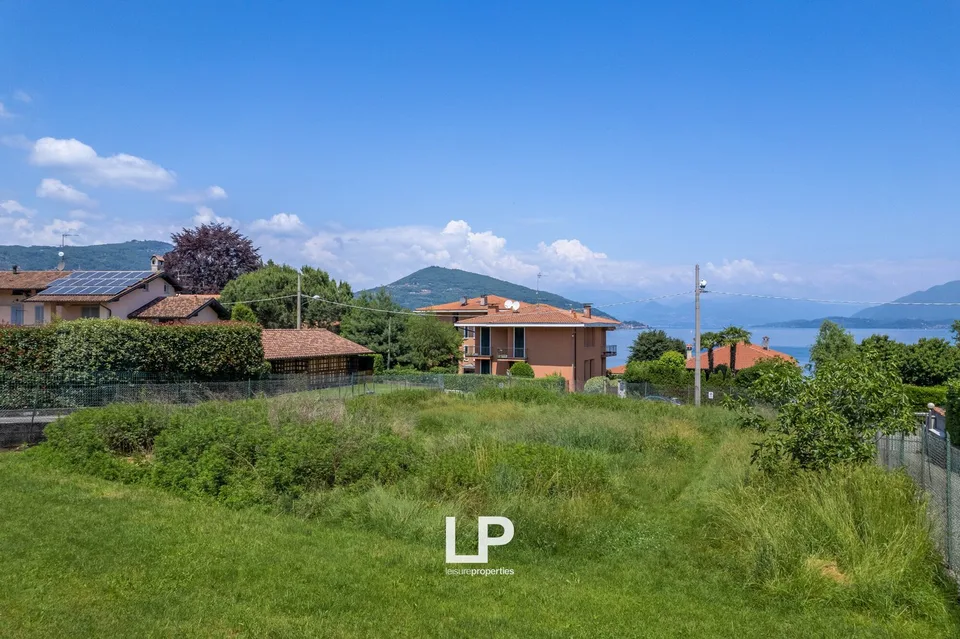 Moderne Villa mit Neubau und Seeblick in Ranco – Foto 6 von 13