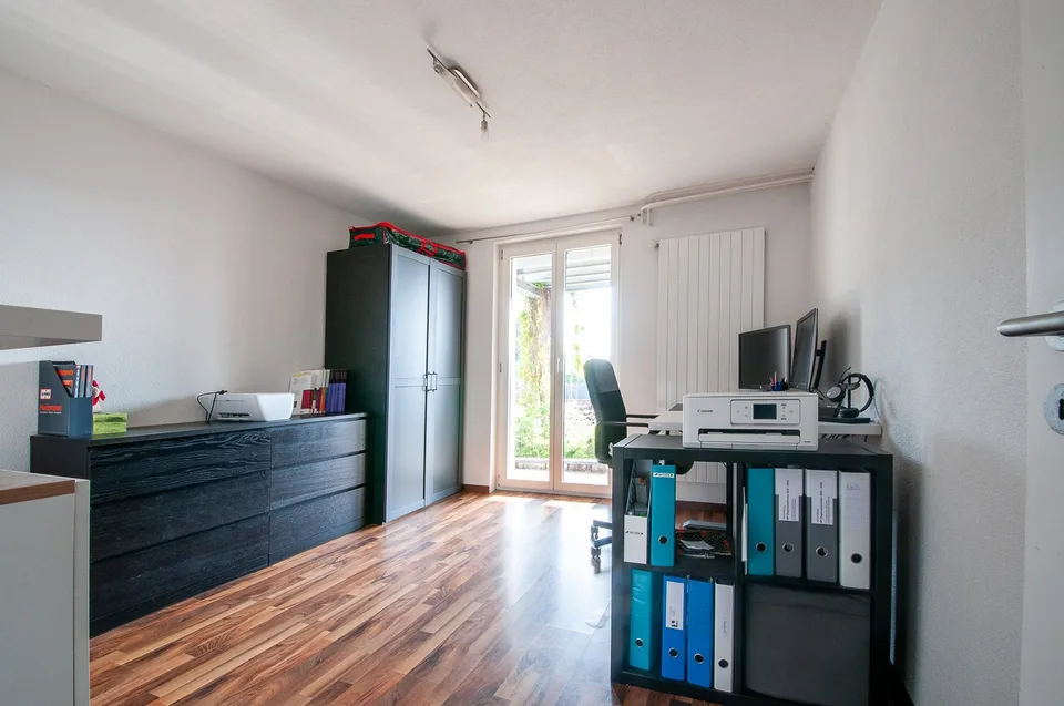 Einfamilienhaus mit Weitsicht und Potential an Top-Lage – Foto 9 von 13