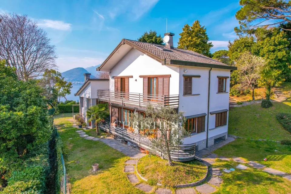 Panorama-Villa mit Blick auf den Lago Maggiore, Laveno-Mombello – Foto 2 von 13