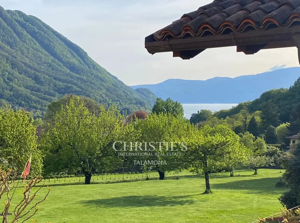 Casa Vallate, tenuta con vigneto e parco sul Lago Maggiore, Castelveccana – foto 8 di 13