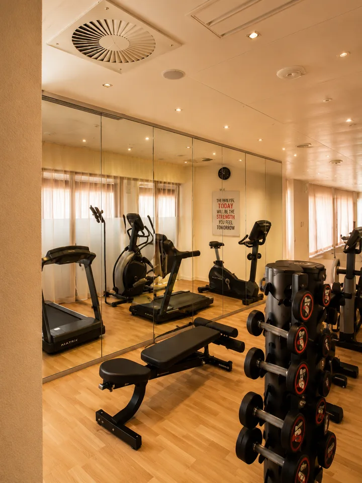 Möbliert wohnen im Herzen von Biel – 40 m², Balkon, Klima & Sauna – Foto 12 von 14