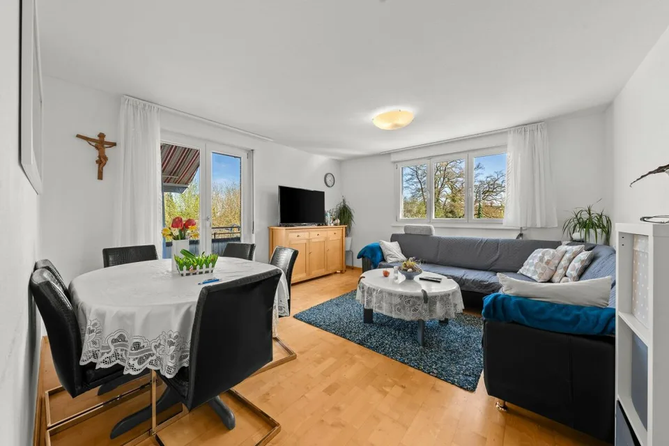 Helle 3-Zimmerwohnung mit zwei Balkonen!