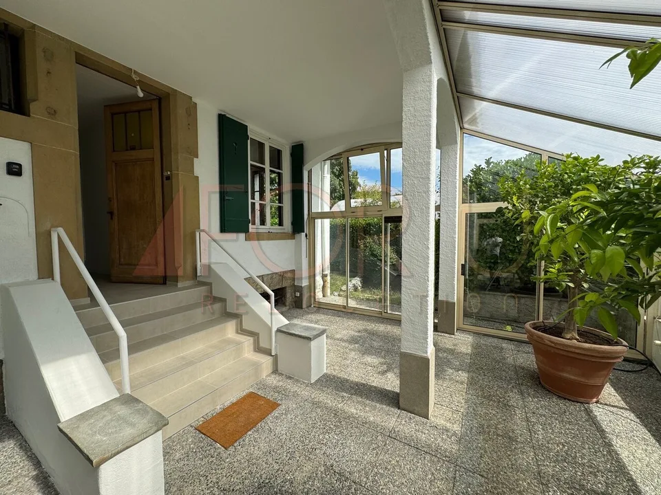 Bella casa individuale ristrutturata con grande giardino a Chêne-Bourg